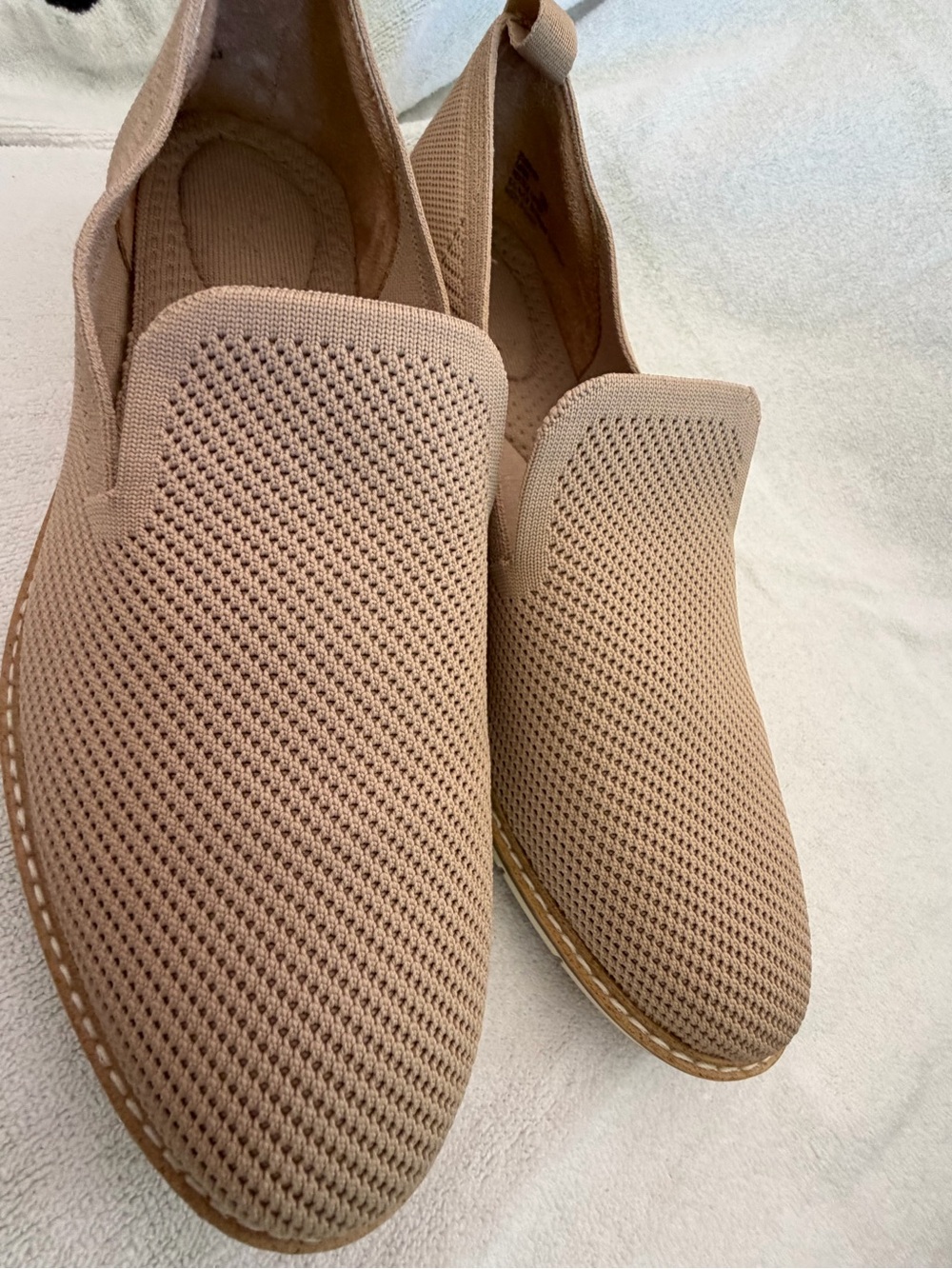 Women’s size 10 Knit Slip-On Loafers in Beige - Lightweight Casual Shoes